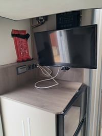 2019 Ford Transit Connect - Image 2