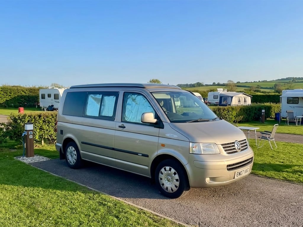 2008 Volkswagen Transporter T5 1.9 TDI - Image 1