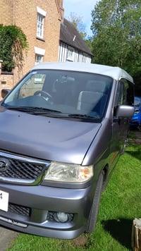 2004 Mazda Bongo - Video