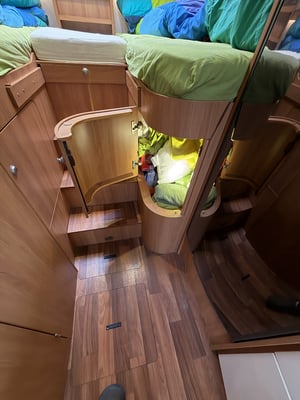 2015 Hymer B-Class B588 — photo 16 of 53