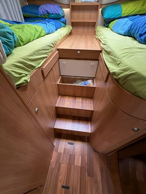 2015 Hymer B-Class B588 — photo 50 of 53
