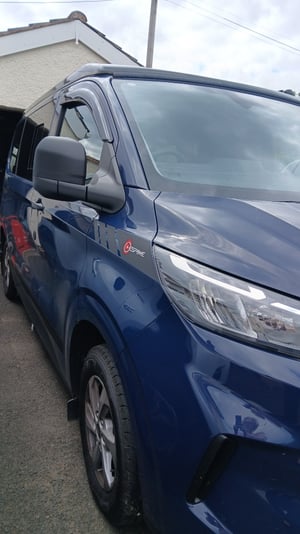 2025 Ford Transit Custom — photo 1 of 35