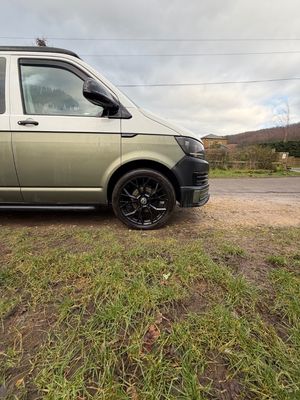 2016 Volkswagen T6 — photo 10 of 63