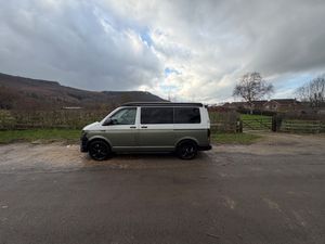 2016 Volkswagen T6 — photo 12 of 63