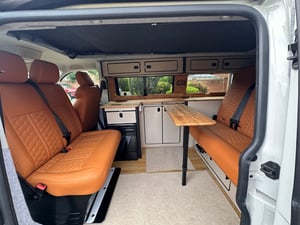 2020 Volkswagen Transporter T28 — photo 7 of 64