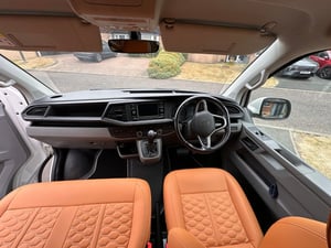 2020 Volkswagen Transporter T28 — photo 12 of 64