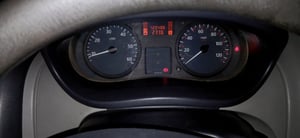 2011 Its campervan professional converted last year Renault Traffic converted — photo 3 of 11