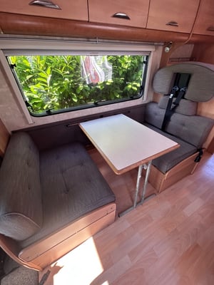 2003 Swift Sundance 600 S — photo 8 of 12