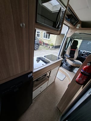 2012 Autocruise Accent Camper — photo 19 of 21