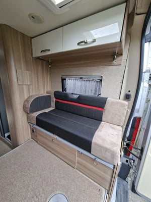 2012 Autocruise Accent Camper — photo 20 of 21