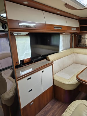 2019 Carthago Liner-for-two I 53 — photo 12 of 28