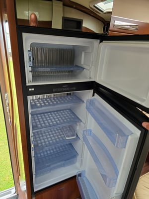 2019 Carthago Liner-for-two I 53 — photo 17 of 28