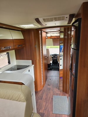 2019 Carthago Liner-for-two I 53 — photo 7 of 28