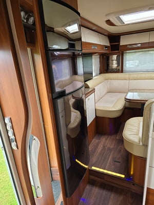 2019 Carthago Liner-for-two I 53 — photo 14 of 28