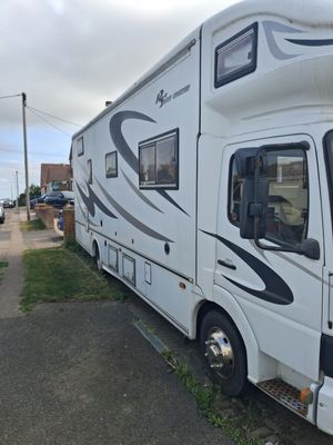 2002 RS Race Cruiser Mercedes Atego Motorhome — photo 12 of 19