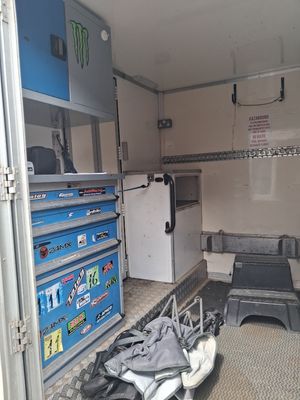 2002 RS Race Cruiser Mercedes Atego Motorhome — photo 17 of 19