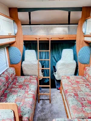 2002 Auto-Trail Cheyenne 635 — photo 15 of 17