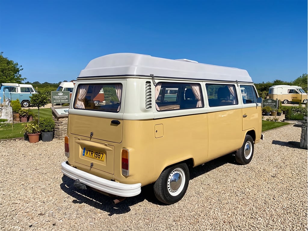 1978 Volkswagen T2 Campervan - Image 1