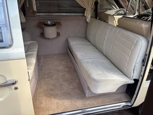 1972 Volkswagen T2 — photo 3 of 12