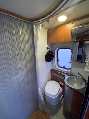 2013 Adria Twin — photo 16 of 19