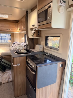 2021 Swift Escape 674 — photo 7 of 29