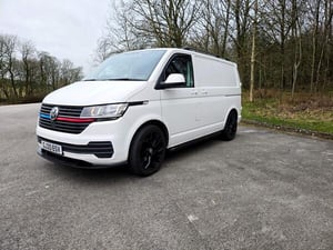 2020 Volkswagen Transporter Startline — photo 14 of 22