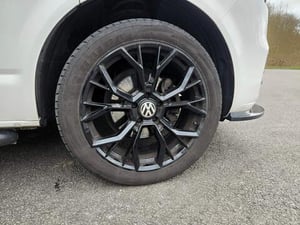 2020 Volkswagen Transporter Startline — photo 18 of 22