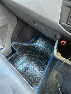 2020 Volkswagen Transporter Startline — photo 19 of 22