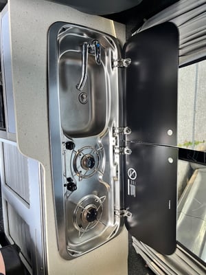 2016 Volkswagen Campervan — photo 9 of 14
