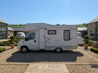 2007 Compass Avantgarde - Image 2
