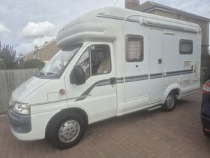 2004 Auto-Trail Tracker SE — photo 18 of 22