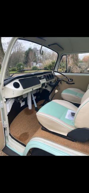 1980 Volkswagen Campervan — photo 9 of 17