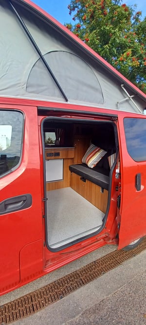 2019 Nissan NV200 — photo 7 of 9