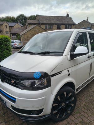2010 Volkswagen T5 Campervan — photo 1 of 19