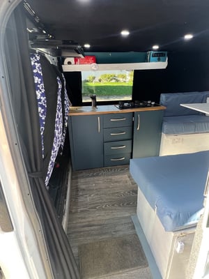 2012 Ford Transit — photo 2 of 9
