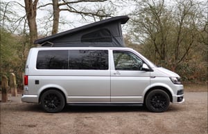 2017 Volkswagen T6 Campervan — photo 11 of 12