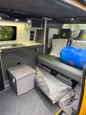 2017 Volkswagen Transporter — photo 6 of 10