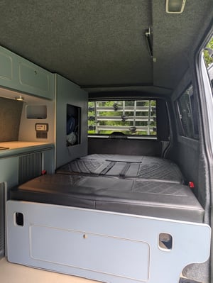 2017 Volkswagen T28 — photo 19 of 45