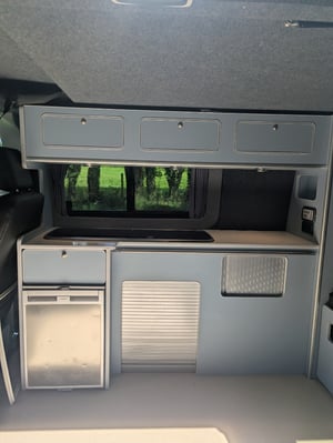 2017 Volkswagen T28 — photo 23 of 45