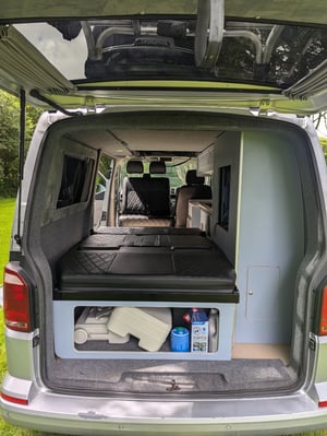 2017 Volkswagen T28 — photo 11 of 45