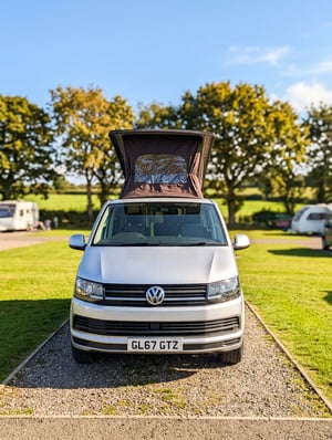 2017 Volkswagen T28 — photo 1 of 45