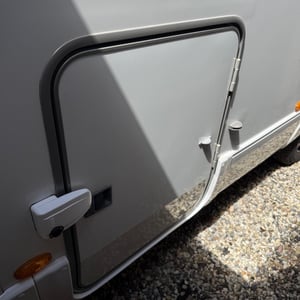 2015 Burstner Aviano — photo 9 of 29