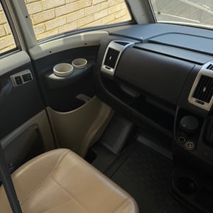 2015 Burstner Aviano — photo 15 of 29