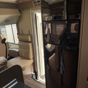 2015 Burstner Aviano — photo 16 of 29