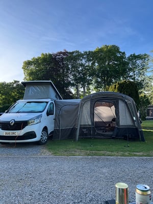 2015 Renault Trafic — photo 11 of 28
