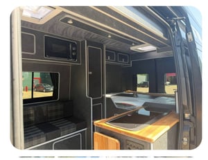 2020 Peugeot Boxer — photo 2 of 6
