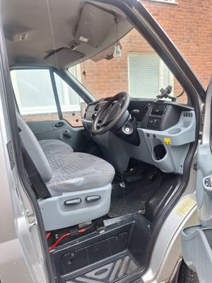 2011 Ford Transit — photo 9 of 21
