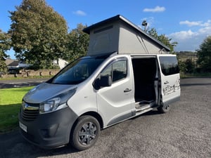 2014 Vauxhall Vivaro — photo 7 of 8