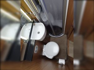 2014 Auto-Trail EKS Tracker — photo 6 of 16