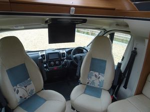 2014 Auto-Trail EKS Tracker — photo 2 of 16